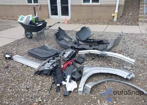 2022 Hyundai Santa Fe Calligraphy z USA, uszkodzony, nr VIN 5NMS5DAL8NH480208